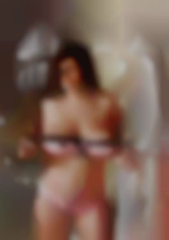 Thirty something milf woman nude in Coshocton.